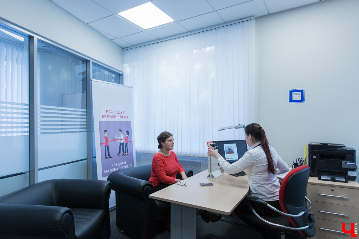 Не так давно в России запустили Единую биометрическую систему - по задумке авторов граждане могут сдать биометрию в банке, привязать эти данные к аккаунту на Госуслугах, а затем получать финансовые услуги не выходя из дома