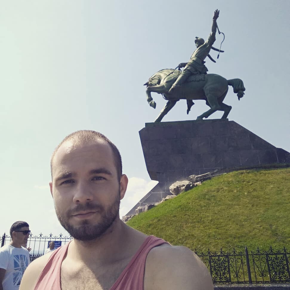 Владимирский тренер по боксу Даниил Крылов съездил автостопом на Алтай и рассказал о полученном опыте