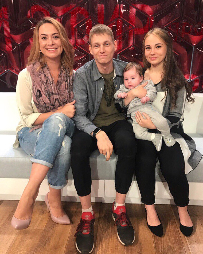 Кирилл Меньшиков в программе “Прямой эфир”