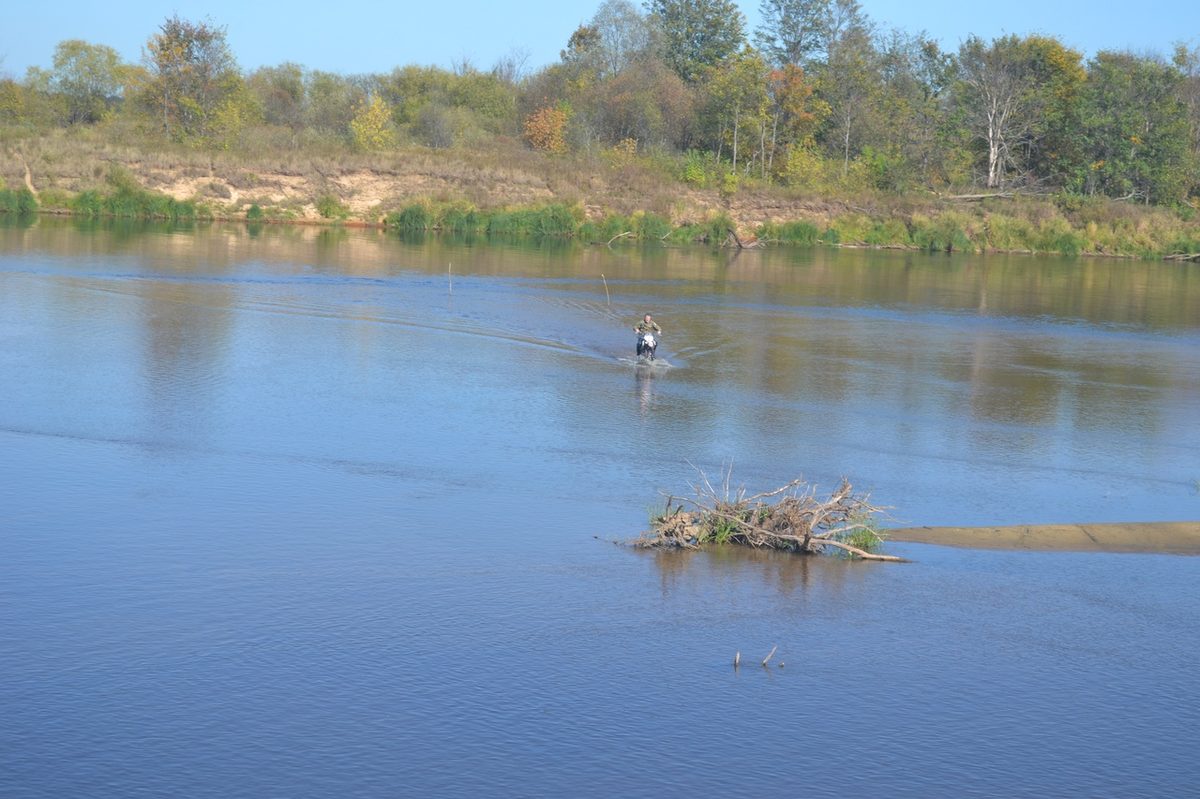 16 сентября состоялись “Мстёрские тропы 2018”. Мотоциклисты соревновались в ориентировании на бездорожье. Приехало 100 участников