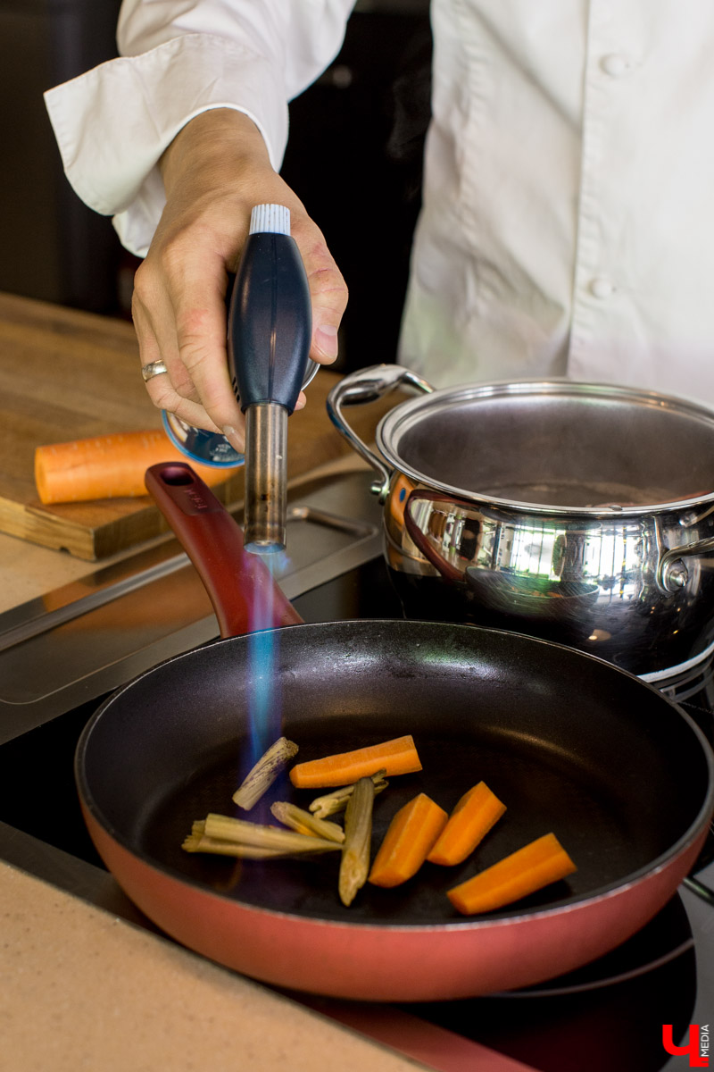 В кулинарном проекте “Ключ-Медиа” шеф Дмитрий Орловский откроет секреты правильного ризотто и научит готовить кролика