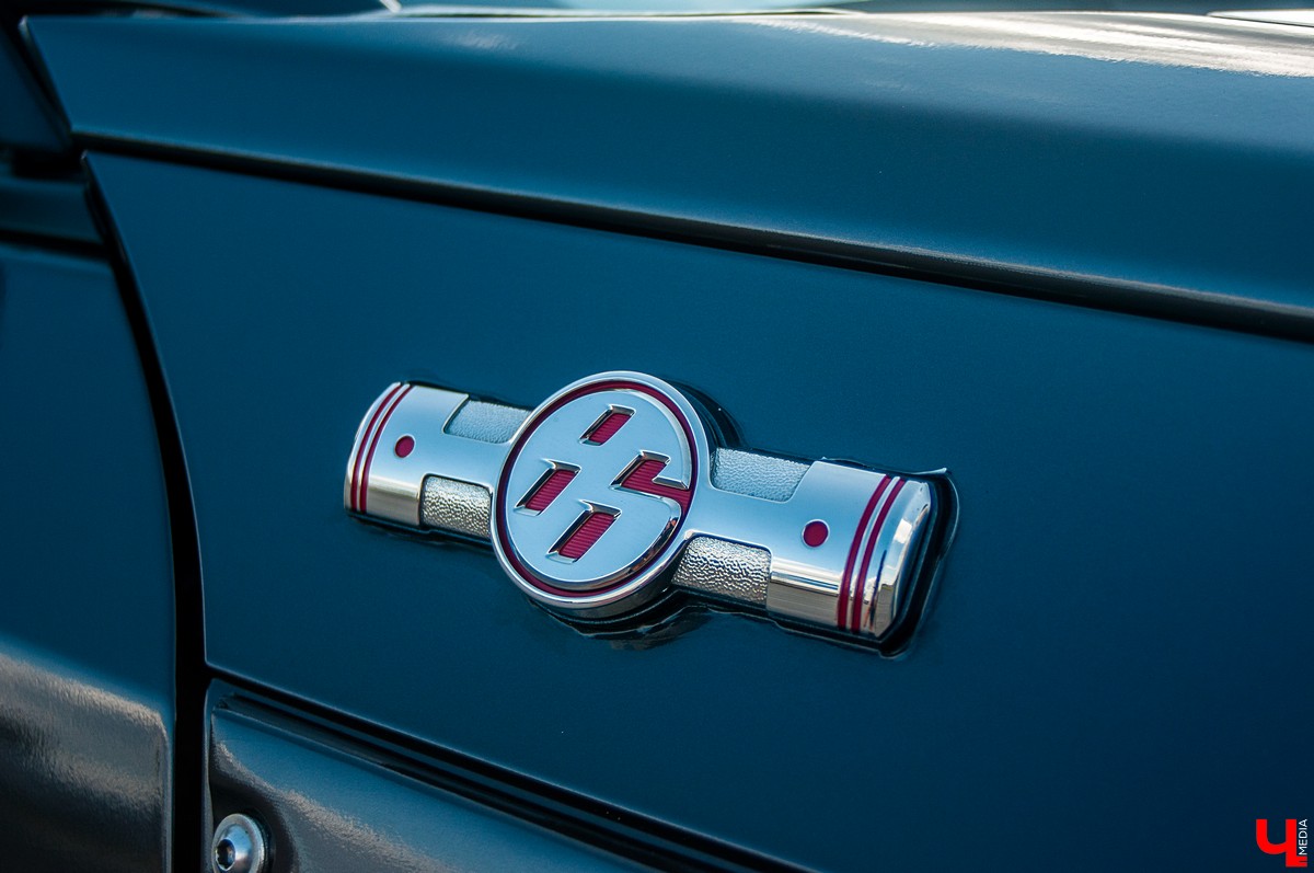 Известный тюнингёр Илья Курицын переделал свою Toyota GT86. Основой нового дизайна стали колеса от Lamborghini Speedline и карбоновый спойлер