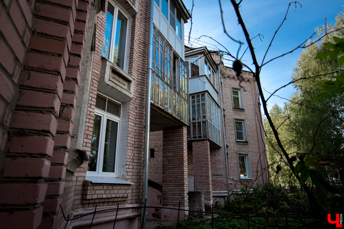 Прогулка по улице Растопчина с владимирцем Евгением Хроминым. История района, воспоминания из детства и культовые места