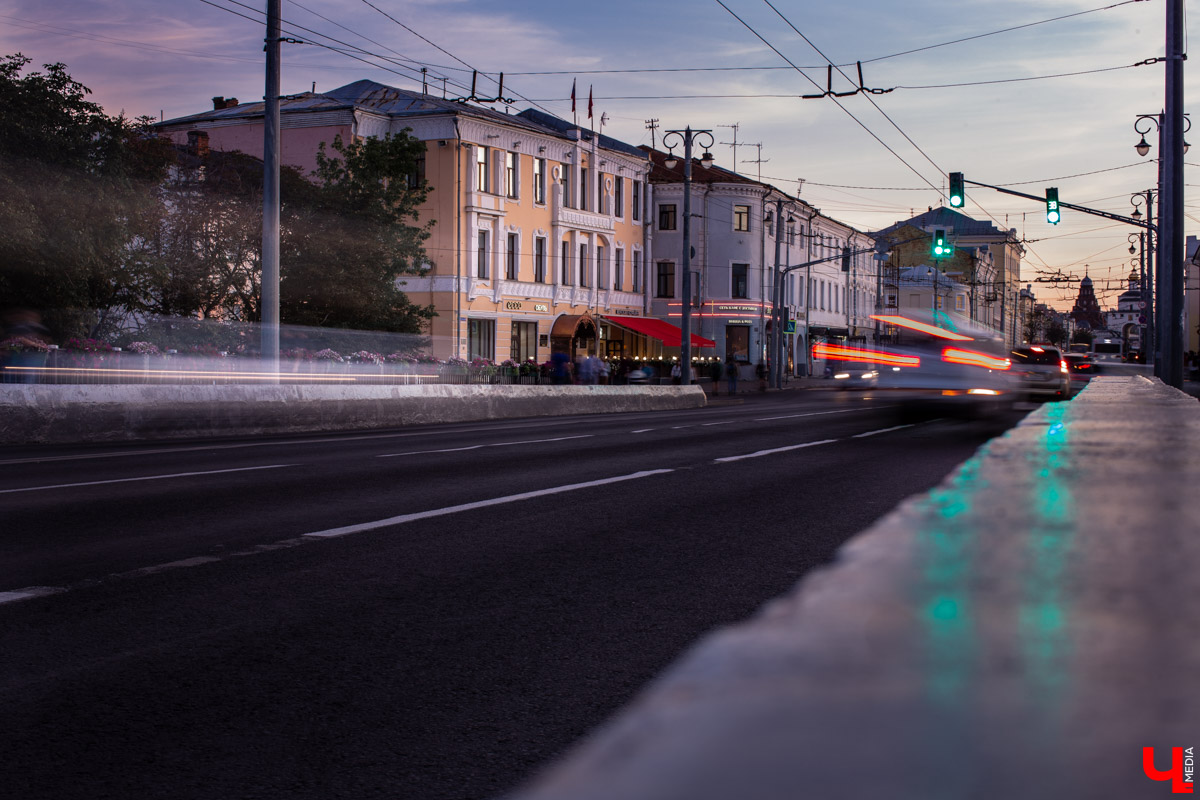 Блогеры из проекта “Инста-ужин” посетили кофейню COFFEESHOP COMPANY во Владимире и попробовали фирменные блюда