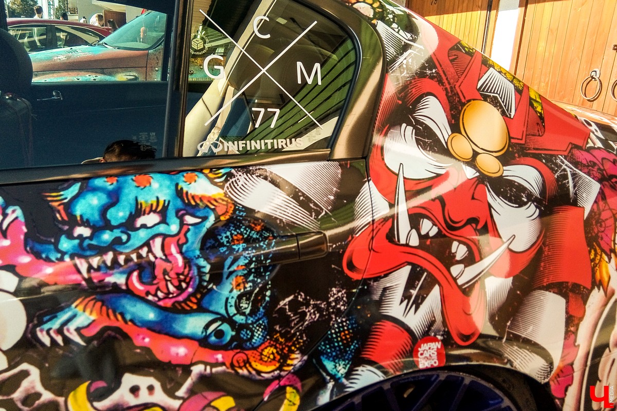 15 и 16 сентября в Суздале прошел фестиваль автомобильного тюнинга Tuning Car Awards. На него съехалось больше 100 машин со всей России