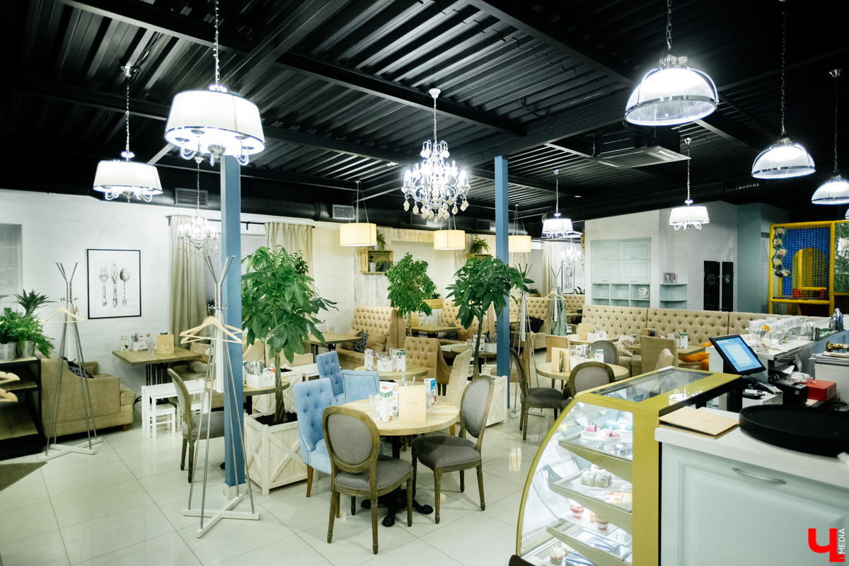 Инста-ужин в кафе&кондитерской "Carlson"