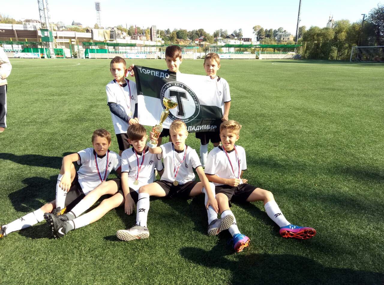 Директор владимирской спортшколы Владимир Исаев сделал прогноз о матче Россия - Хорватия в 1/4 ЧМ по футболу 2018. И рассказал, что владимирские футболисты-юниоры уже готовятся выступить на ЧМ-2022