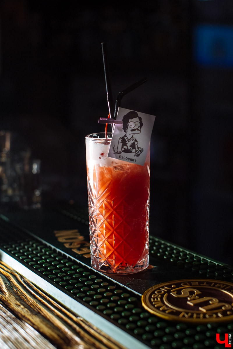 Инста-ужин в "Es. Co. Bar"