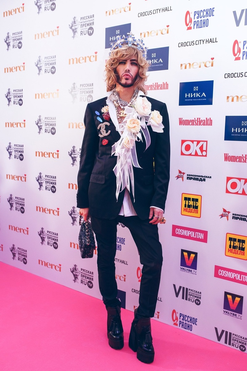 Рэпер Мот служил под Владимиром, а Александр Ревва недоволен нашими дорогами