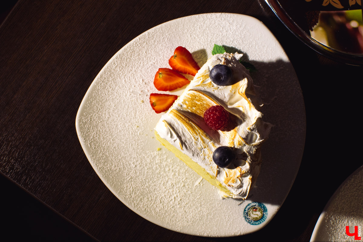 Блогеры из проекта “Инста-ужин” посетили кофейню COFFEESHOP COMPANY во Владимире и попробовали фирменные блюда