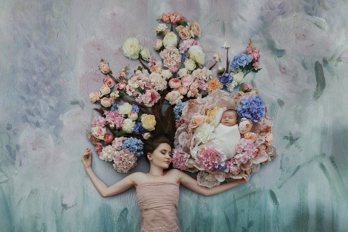 новорожденный с мамой