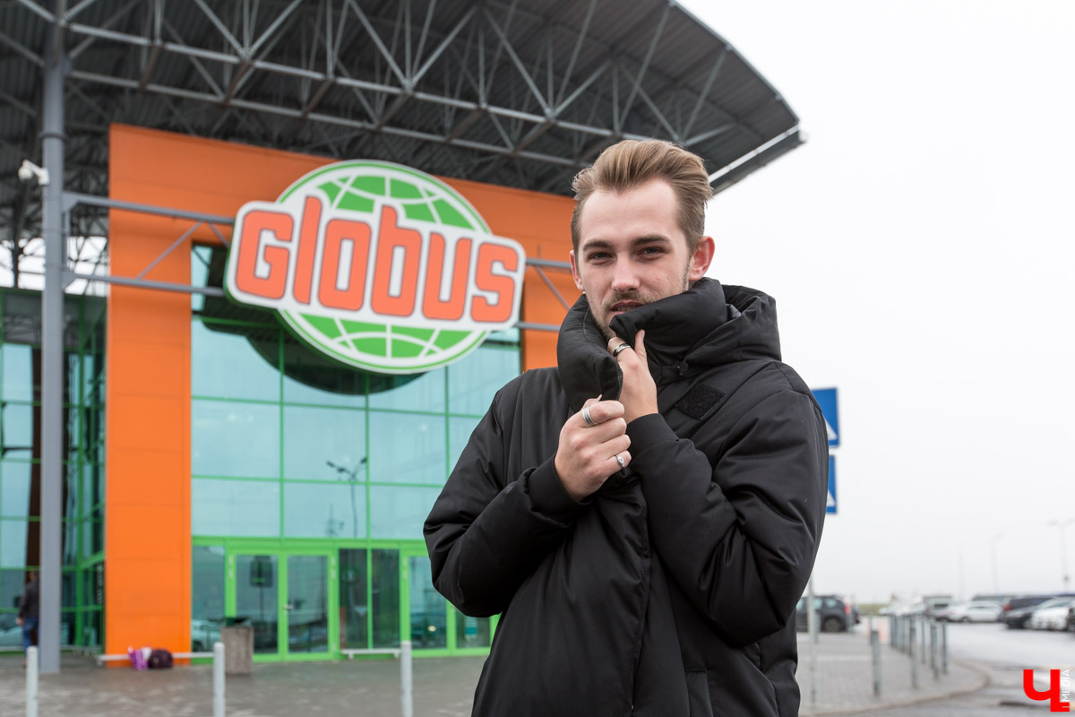 Шеф Дмитрий Орловский показал певцу Дмитрию Захария, как приготовить из тыквы крем-суп и чизкейк с меренгой