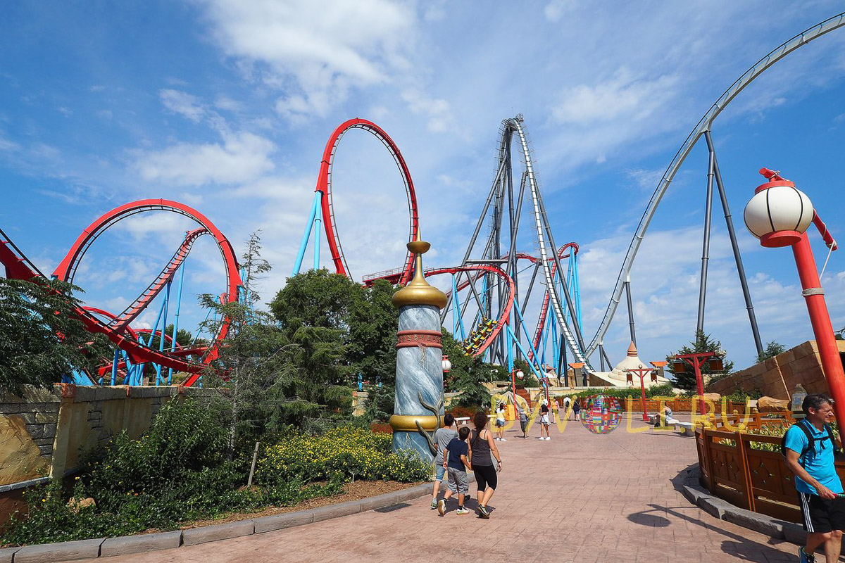 Владимирец Никита Димитрюк побывал в Испании и три дня провел в парке развлечений “Порт Авентура”. Он составил свой рейтинг самых захватывающих аттракционов