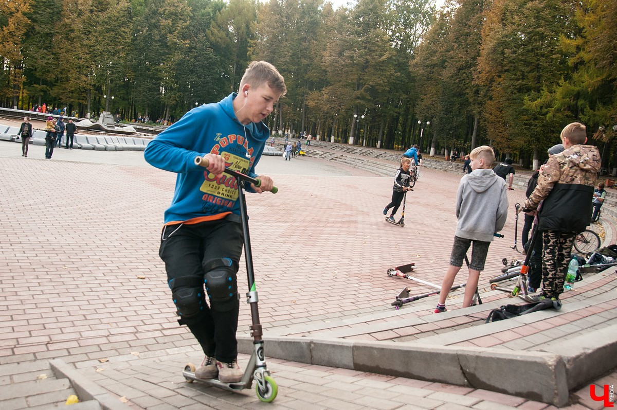 Опасные трюки на самокатах
