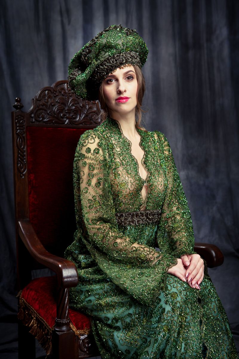 Зеленое платье