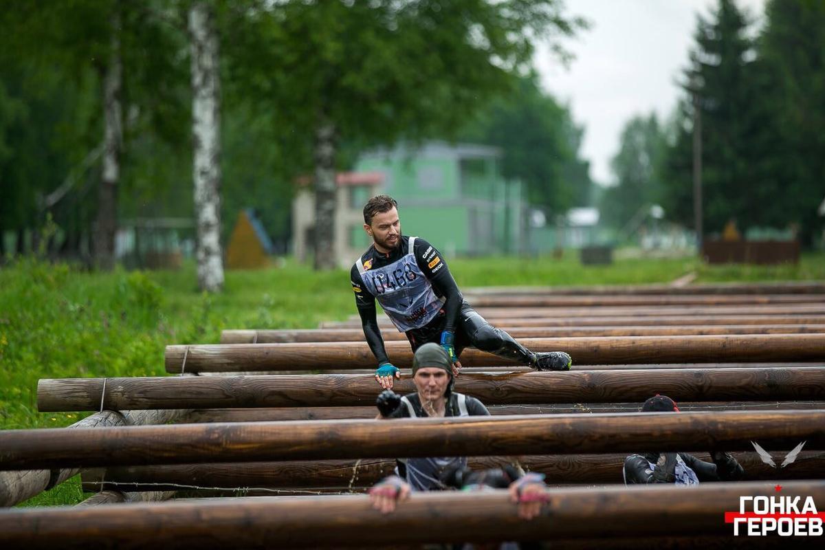 10 километров и 60 препятствий: владимирский бизнесмен на «Гонке героев»