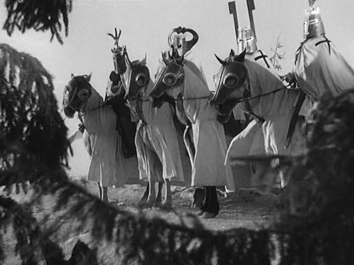 Интервью с Владимиром Фомичевым, главой клуба исторической реконструкции “Рыцарское копье”