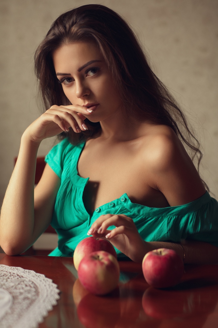 Фотограф Вячеслав Холодилов провел пять новых фотосессий для календаря Ключ-Медиа 2018