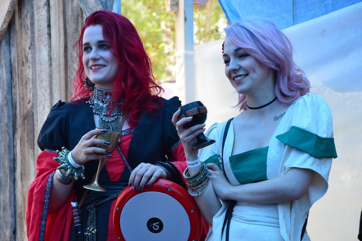 Владимирец Кирилл Николаенко уже 15 лет увлечен ролевыми играми. Что это такое? Чем интересно такое хобби? Насколько затратно? Обо всем этом наш земляк рассказал во время интервью