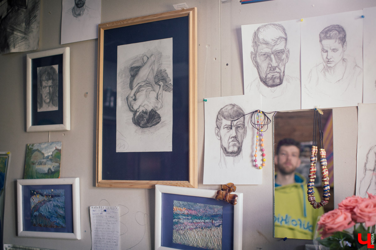 в мастерской