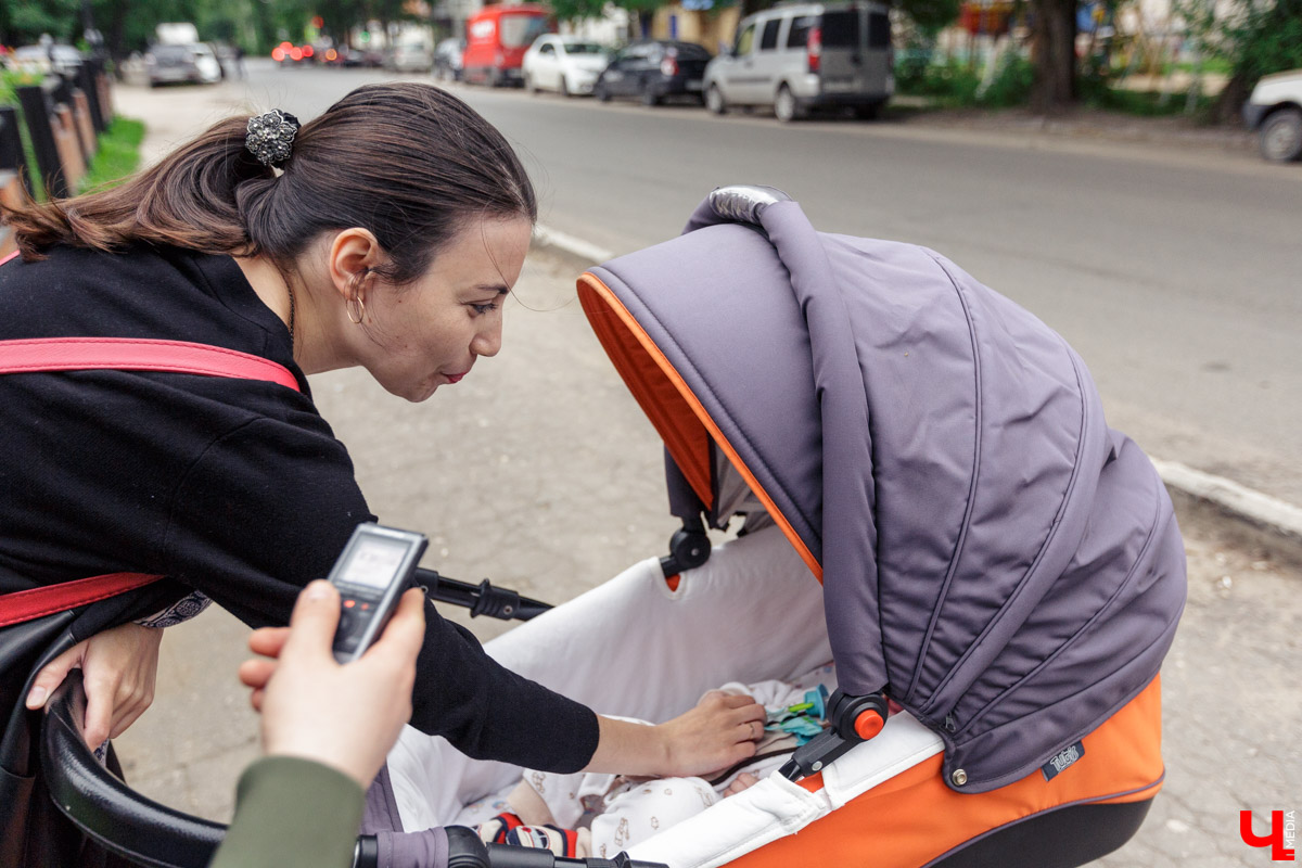 Корреспондент “Ключ-Медиа” прогулялась по улице Северной с двумя жительницами Владимира. Жена и мама малыша, а также не обремененная семейными обязательствами молодая девушка - обе высказали свою точку зрения о жизни в этом районе