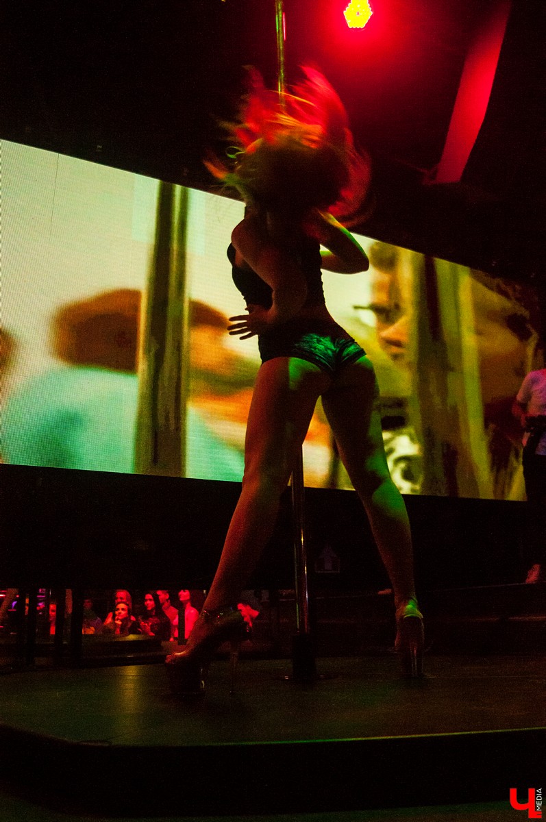 28 сентября во Владимире прошел чемпионат по Pole dance 2018. Победительницей стала Анастасия Маврина