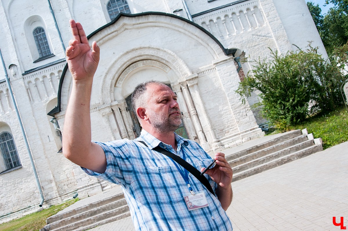 Обзор экскурсии по Суздальскому кремлю в очках виртуальной реальности