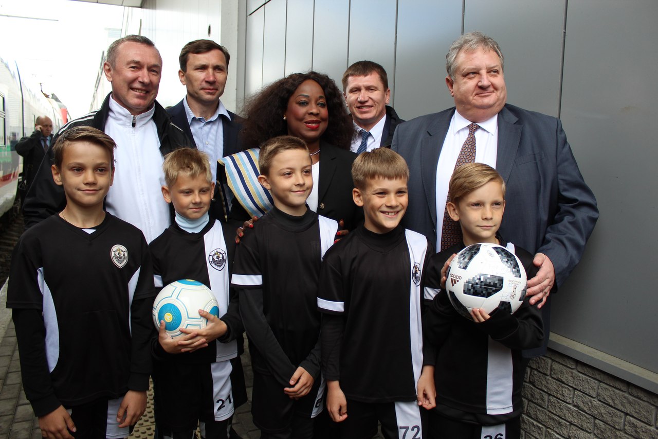 Директор владимирской спортшколы Владимир Исаев сделал прогноз о матче Россия - Хорватия в 1/4 ЧМ по футболу 2018. И рассказал, что владимирские футболисты-юниоры уже готовятся выступить на ЧМ-2022