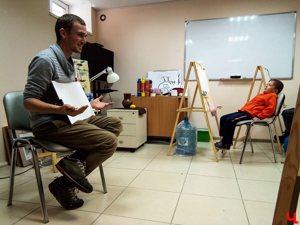 Художник Антон Ёжкин на мастер-классе показал, как без опыта нарисовать реалистичную картину за семь шагов