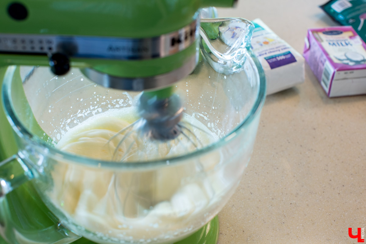 Шеф-повар Дмитрий Орловский приготовил для вегетарианки и марафонца Анны Гавриловой безглютеновый десерт