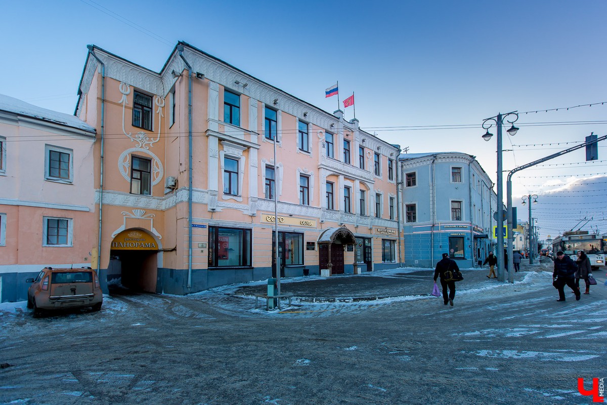 Дом № 44 на Большой Московской