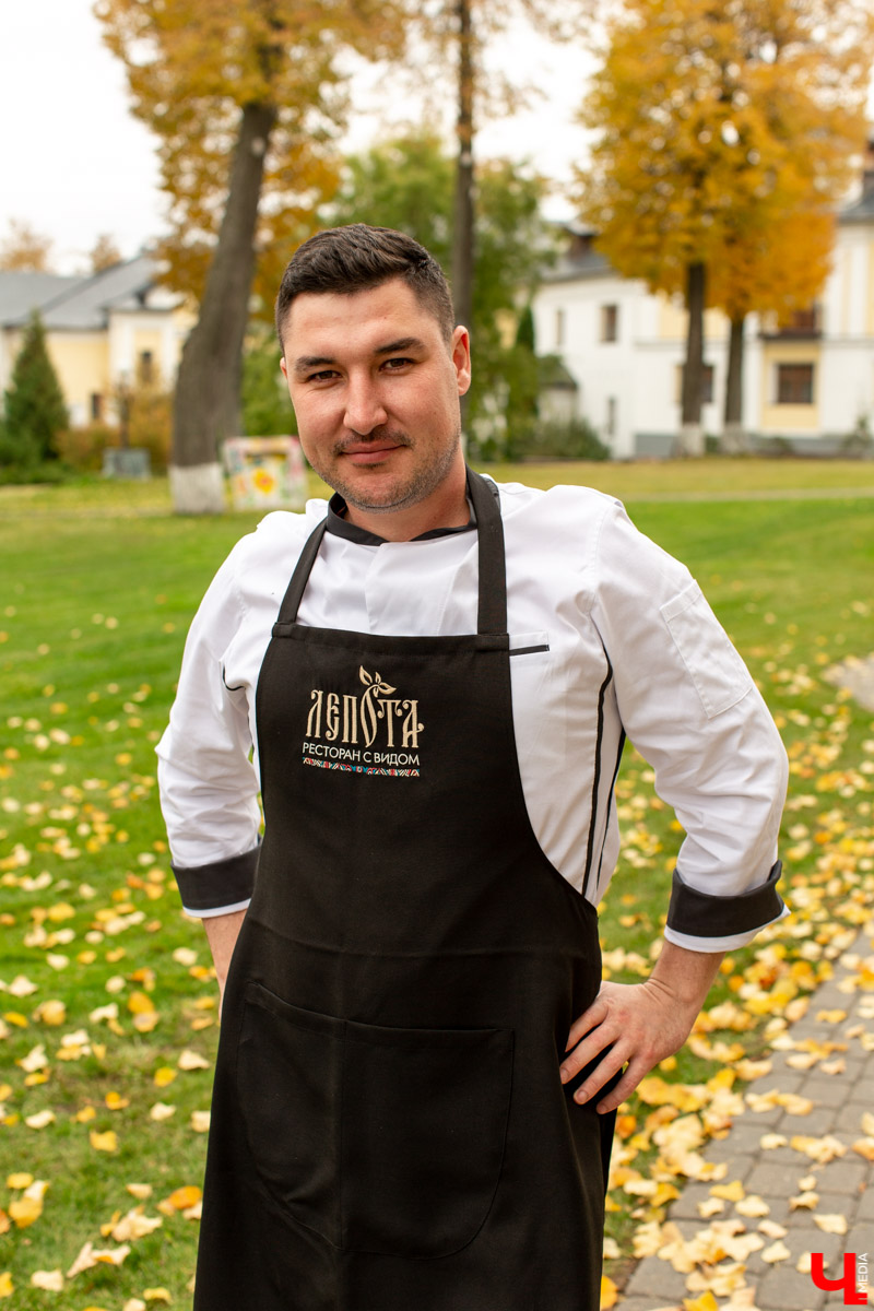 Новый ресторан «Лепота» с самой большой жаровней в Суздале жарит, парит и коптит все виды мяса