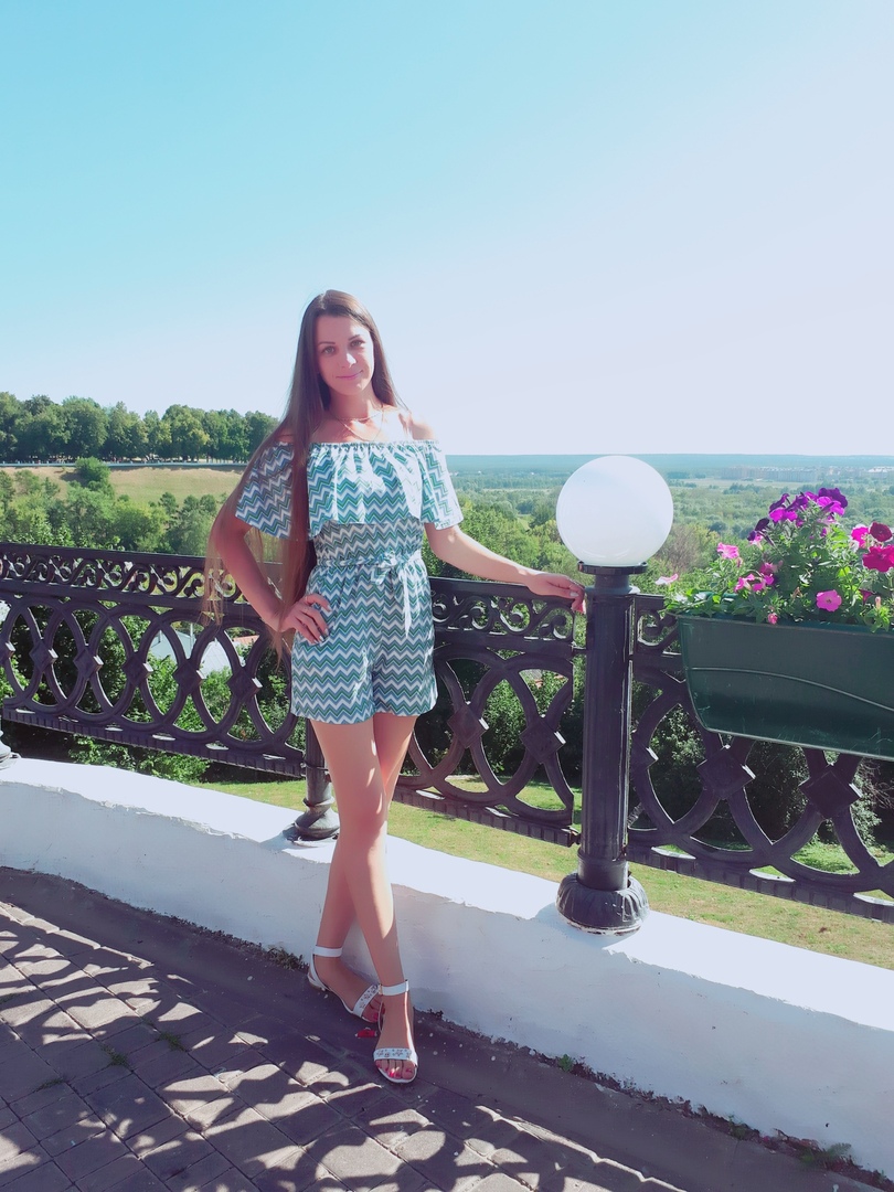 Вторая претендентка на звание “Девушка сентября” по версии портала “Ключ-Медиа”. Роковая Рапунцель Елизавета Игнатьева