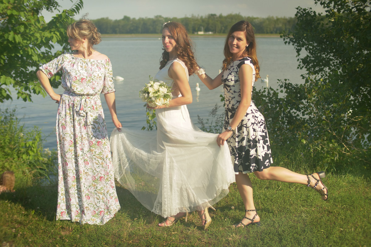 Жительница Владимира Елена Суркова вышла замуж за француского ресторатора Оливье. Свадьбу молодожены праздновали дважды