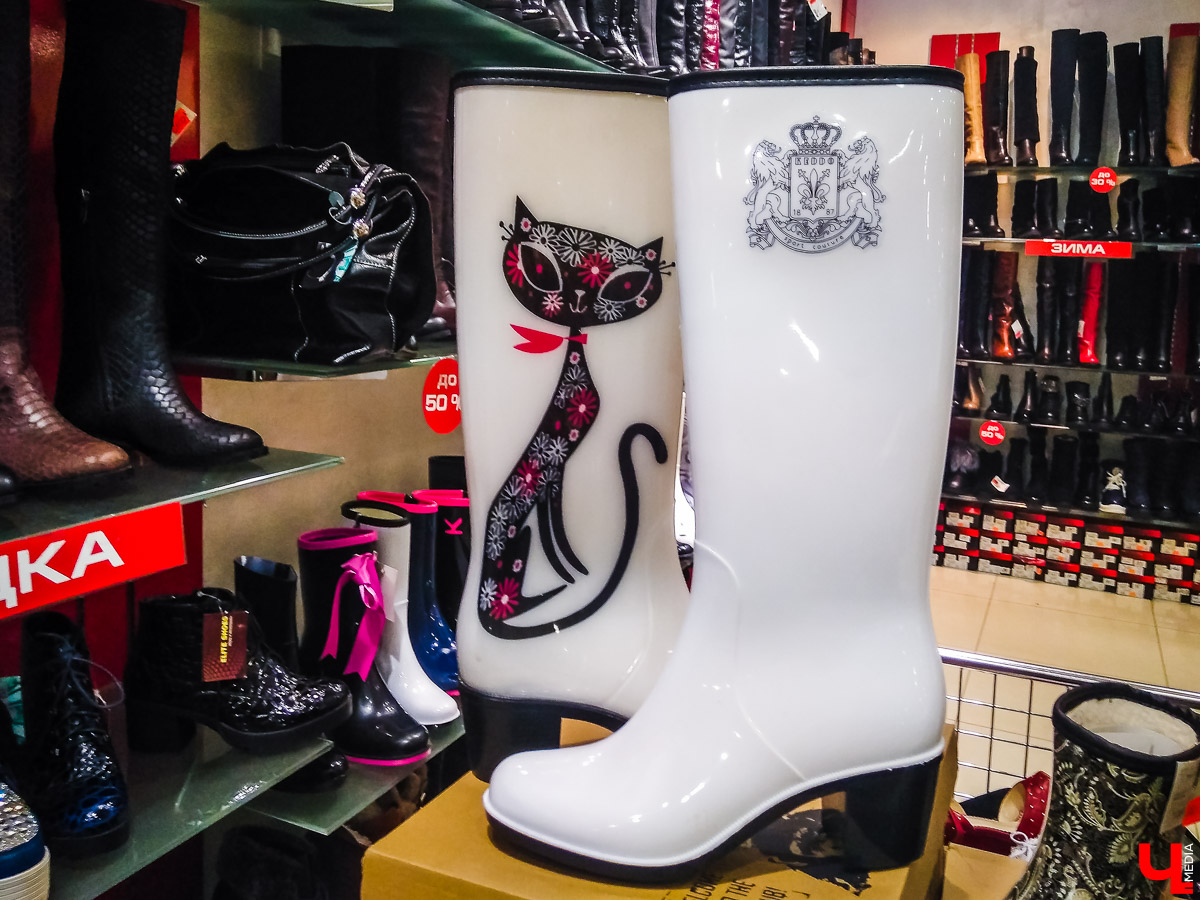 Сапоги на высоком каблуке