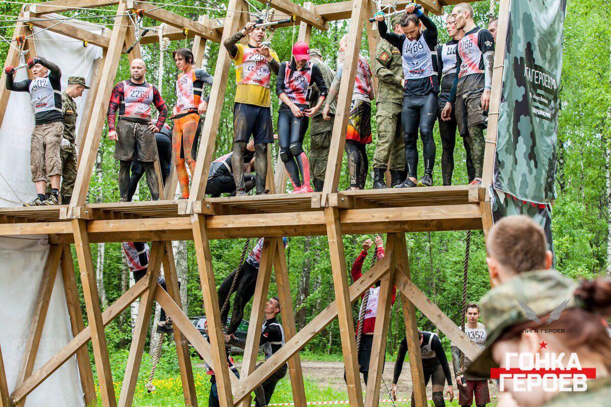 10 километров и 60 препятствий: владимирский бизнесмен на «Гонке героев»