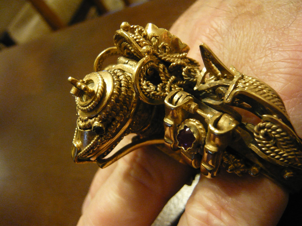 Владимирский ювелир Сергей Карелин, создатель «Часов для планеты Земля», рассказал журналисту «Ключ-Медиа» о новом грандиозном замысле