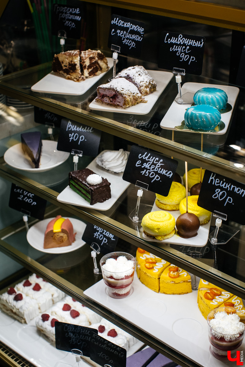 Инста-ужин в кафе&кондитерской "Carlson"