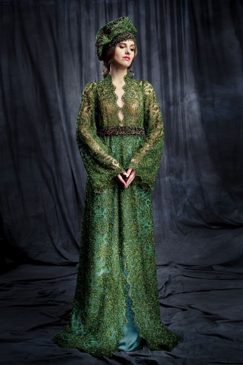 Зеленое платье