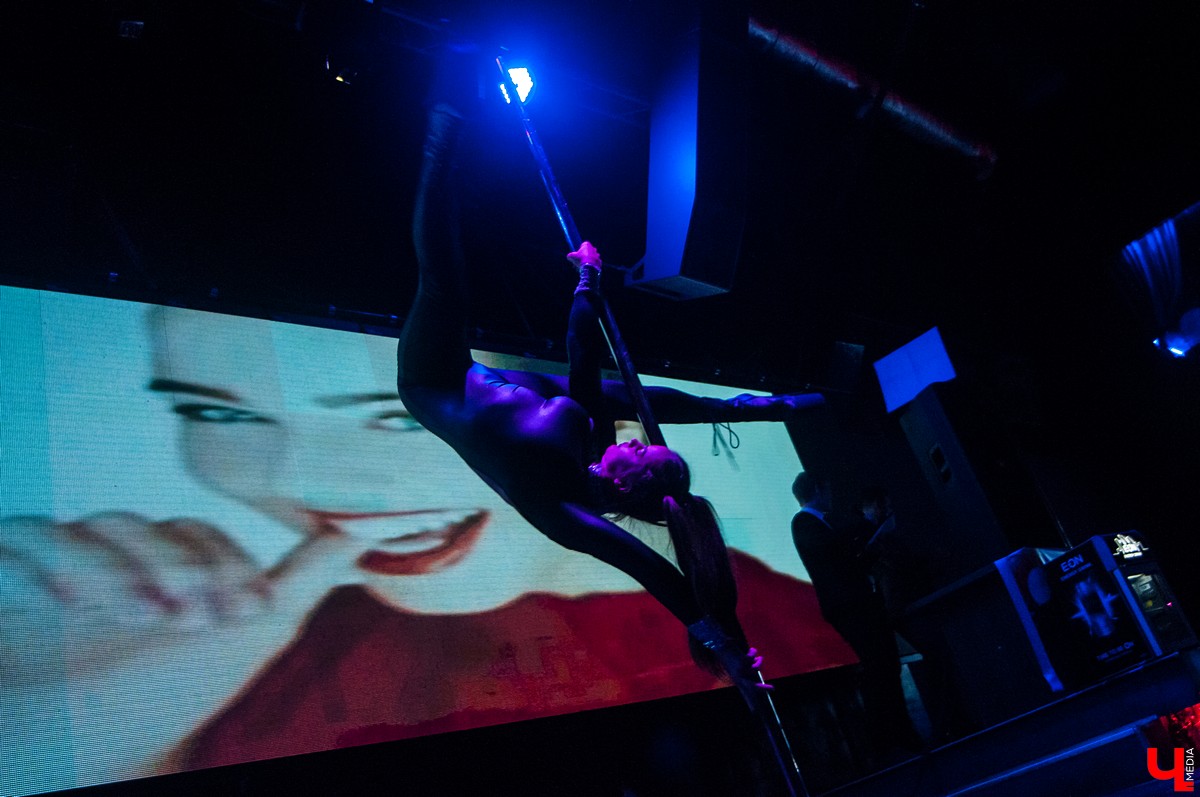 28 сентября во Владимире прошел чемпионат по Pole dance 2018. Победительницей стала Анастасия Маврина