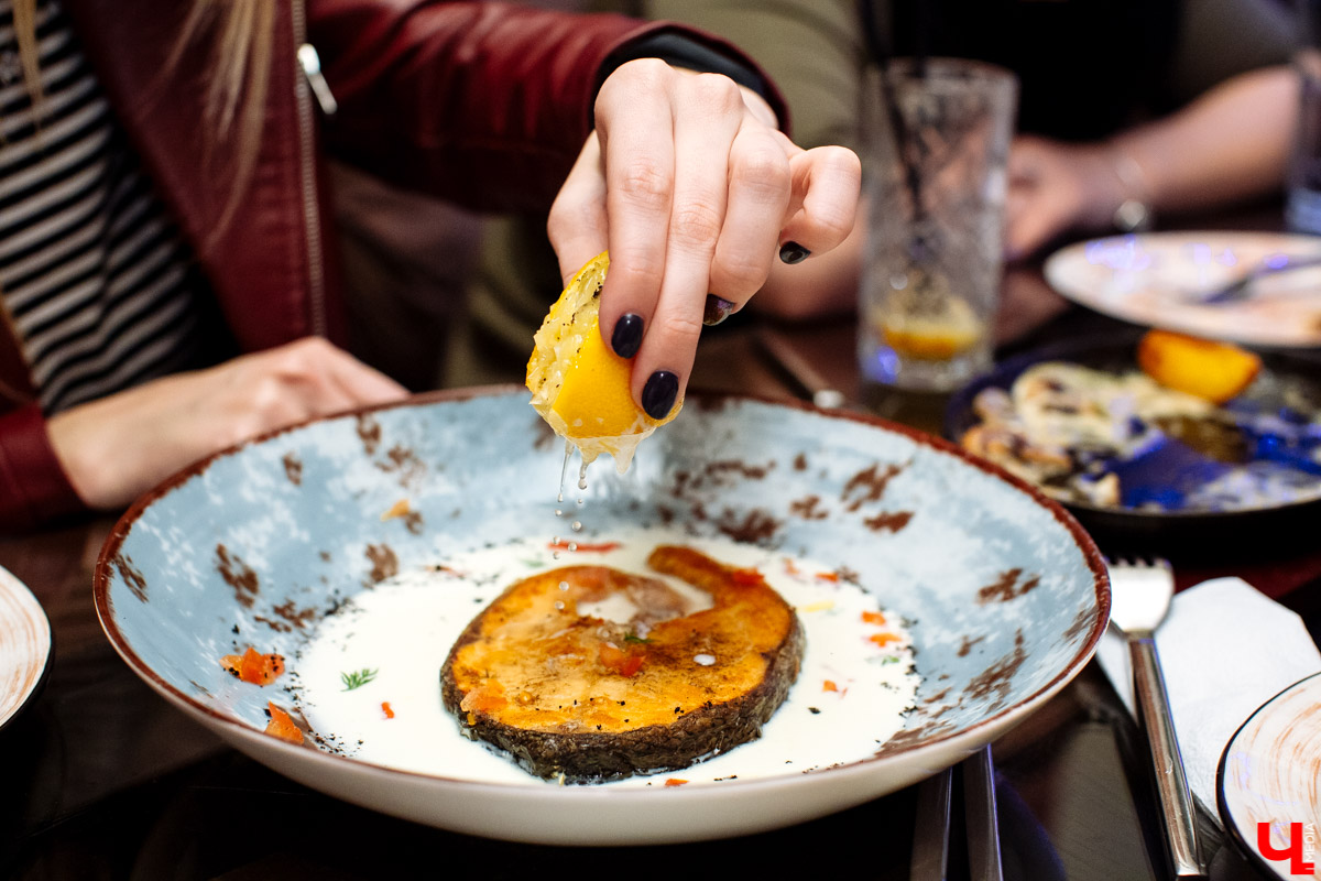 Инста-ужин в "Es. Co. Bar"