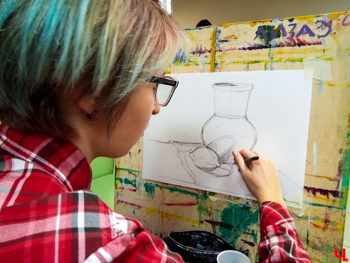 Художник Антон Ёжкин на мастер-классе показал, как без опыта нарисовать реалистичную картину за семь шагов