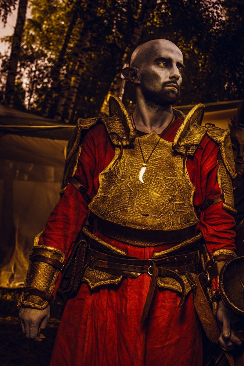 Владимирец Кирилл Николаенко уже 15 лет увлечен ролевыми играми. Что это такое? Чем интересно такое хобби? Насколько затратно? Обо всем этом наш земляк рассказал во время интервью