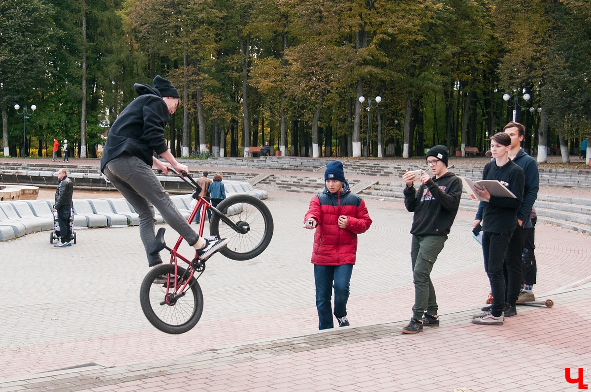 Трюки на велосипедах