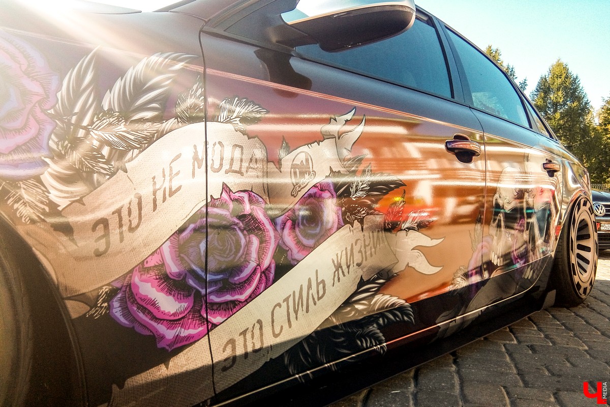 15 и 16 сентября в Суздале прошел фестиваль автомобильного тюнинга Tuning Car Awards. На него съехалось больше 100 машин со всей России