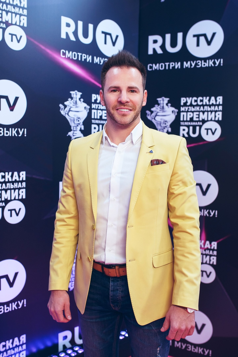 Рэпер Мот служил под Владимиром, а Александр Ревва недоволен нашими дорогами