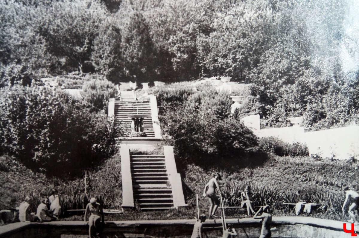 История Патриаршего сада в фотографиях из архива станции юннатов