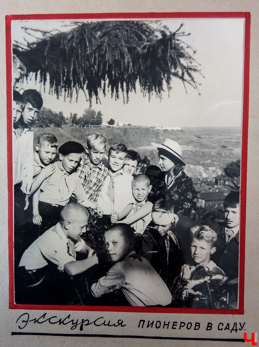 История Патриаршего сада в фотографиях из архива станции юннатов