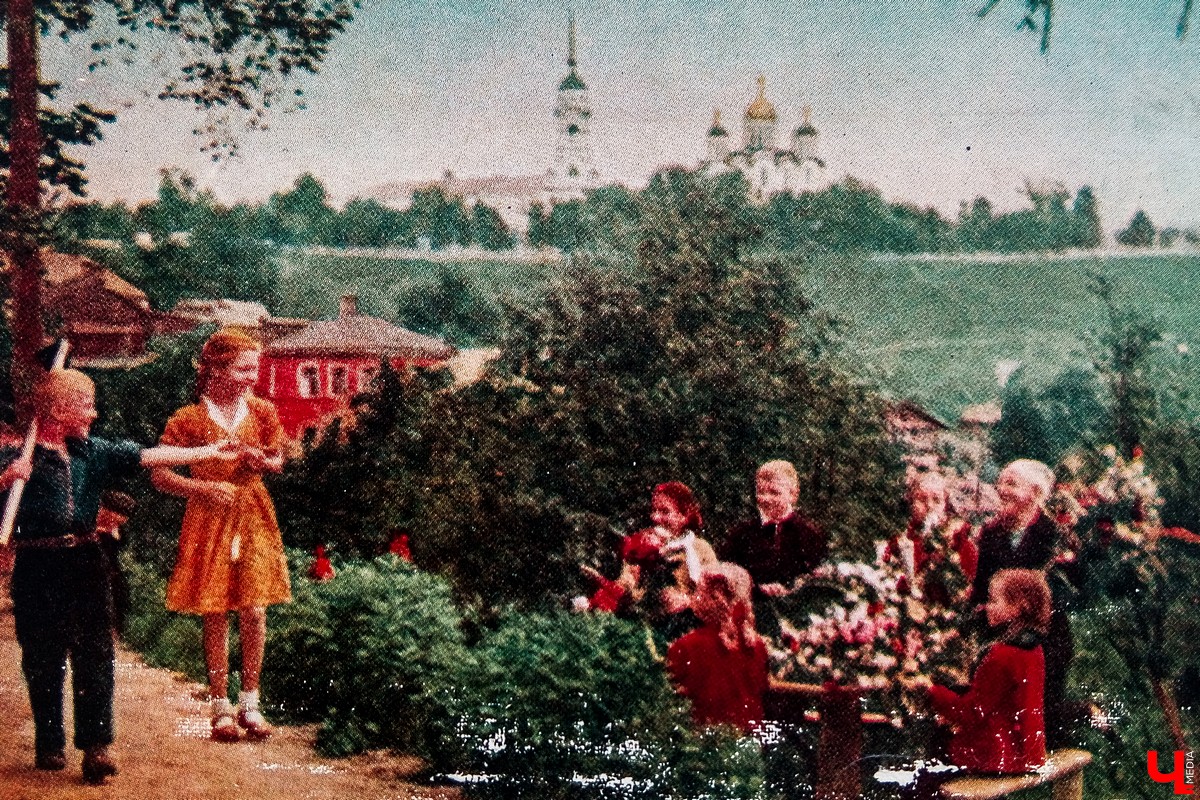 История Патриаршего сада в фотографиях из архива станции юннатов