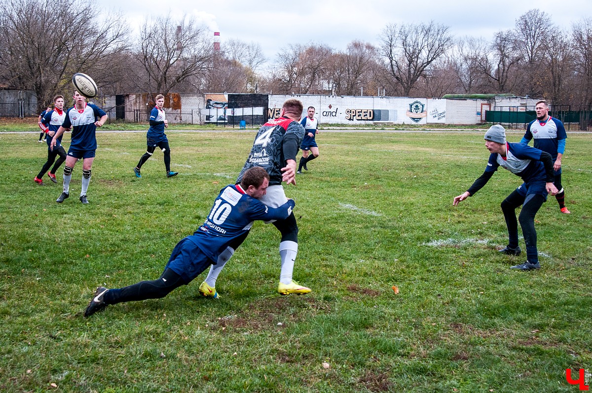 Владимирские львы и Торпедо провели товарищескую встречу перед финалом турнира на Кубок Золотого кольца по женскому регби-7
